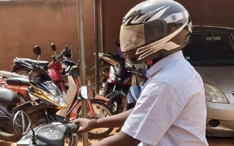 Motocycliste Côte d’Ivoire