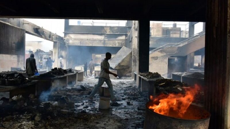 Incendie marché Abobo