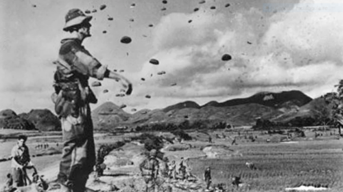 Les Vietnamiens se soulèvent contre les Japonais