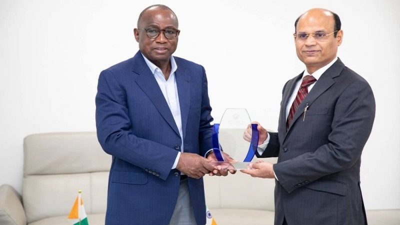 Koffi N’Guessan fait le bilan avec Rajesh Rajan en fin de mission