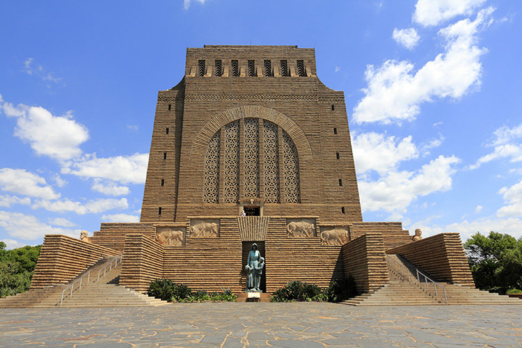 Il y a 76 ans, avaient lieu l’inauguration du ‘’Voortrekker Monument’’ en Afrique du Sud