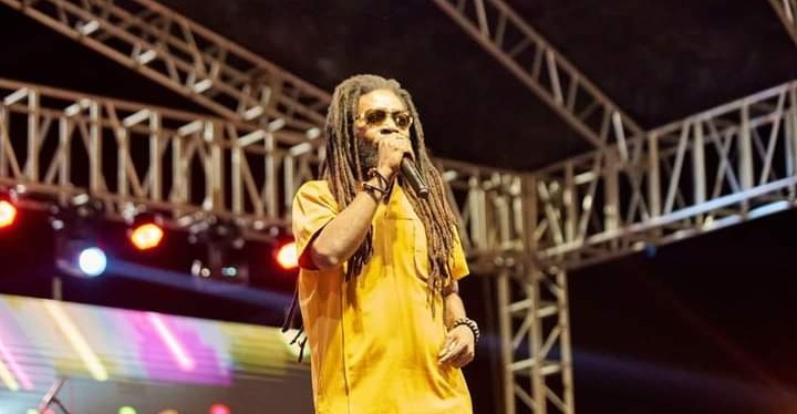 Le lead du groupe Aboutou, Angelo papa root s’est éteint.