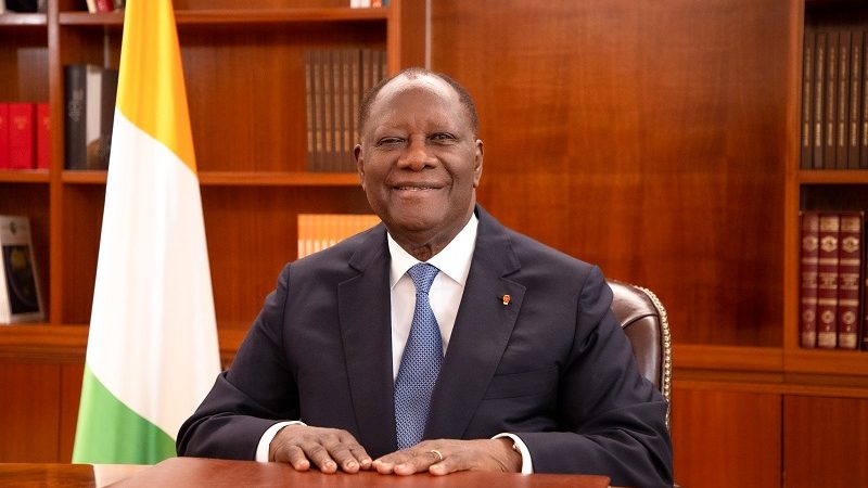 Alassane Ouattara salue le courage des Éléphants après l’élimination en quarts