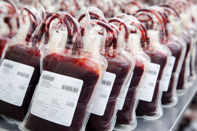 La Côte d’Ivoire collecte plus de 300 000 poches de sang en 2025