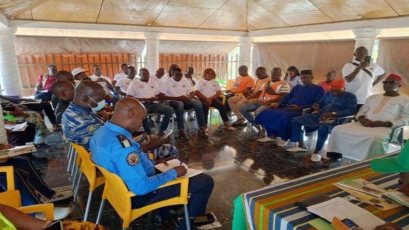 Dix bénéficiaires obtiennent leur permis de conduire