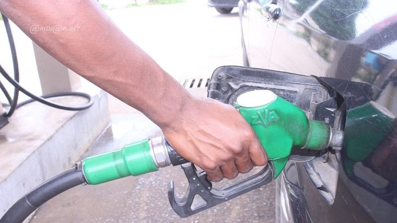 Stabilité des prix du carburant et du gaz butane en février 2026