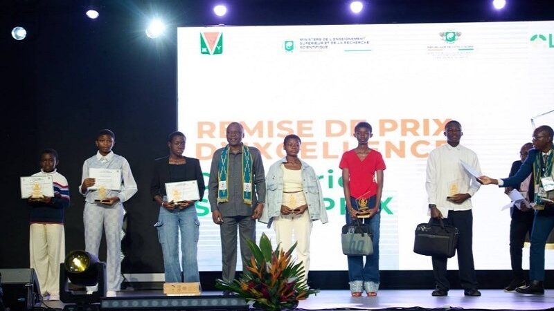 Bouaké / les meilleurs élèves et établissements distingués lors de la première édition du Prix d’excellence