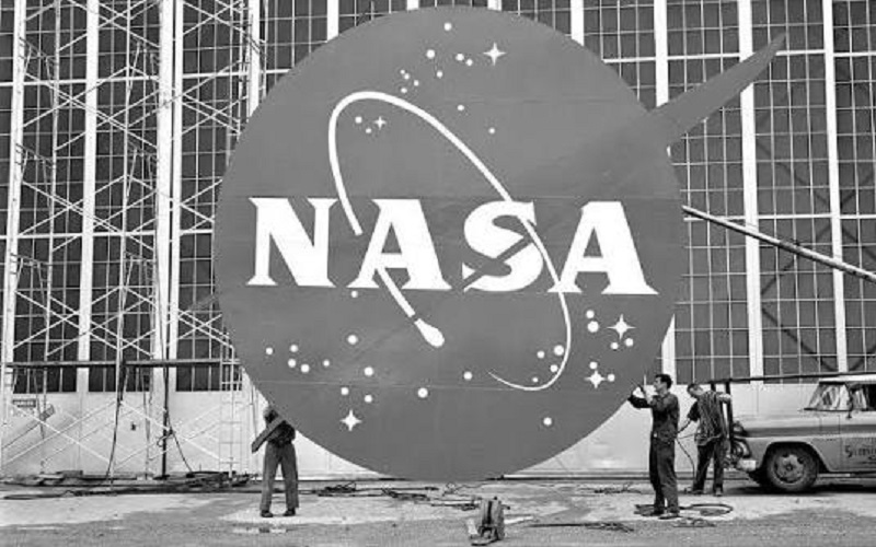 Il y a 68 ans, Dwight D. Eisenhower, président des États-Unis signait le décret d'application de la NASA